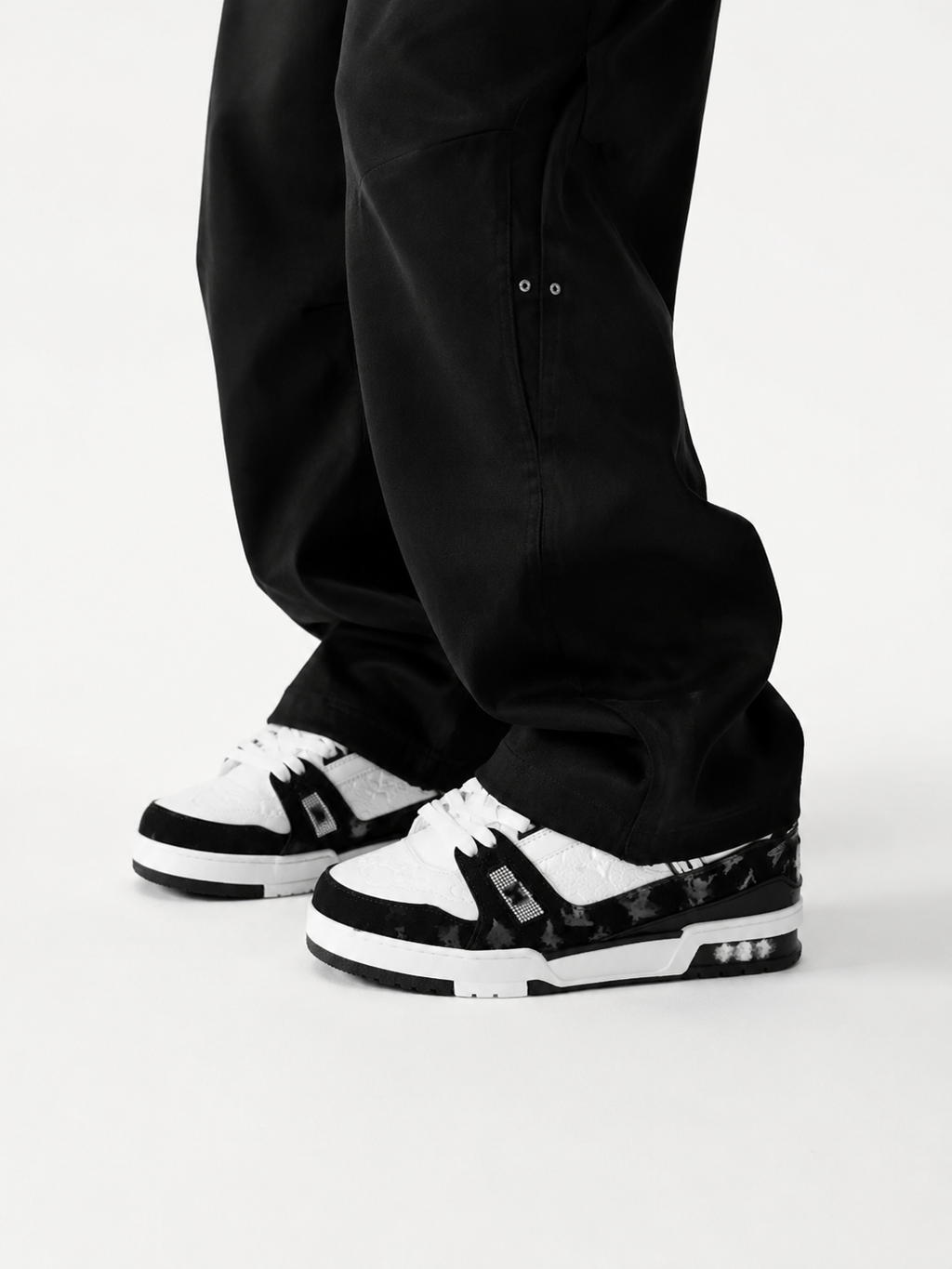 Sneaker "L Trainer"